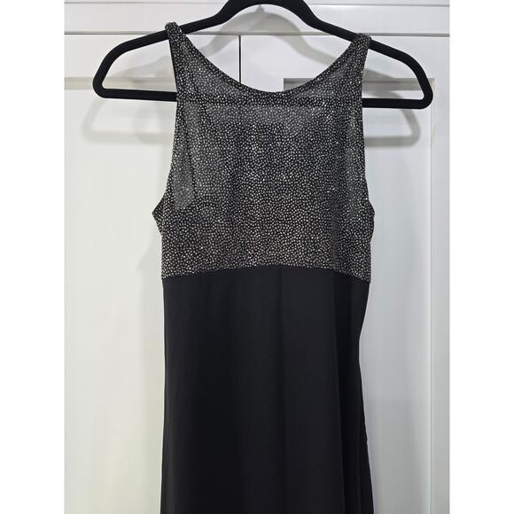 Roberta Black & Silver Evening Gown – Size Medium - Picture 5 of 16